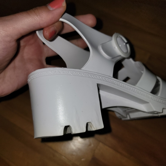 American Apparel Jelly Sandals - Picture 4 of 8